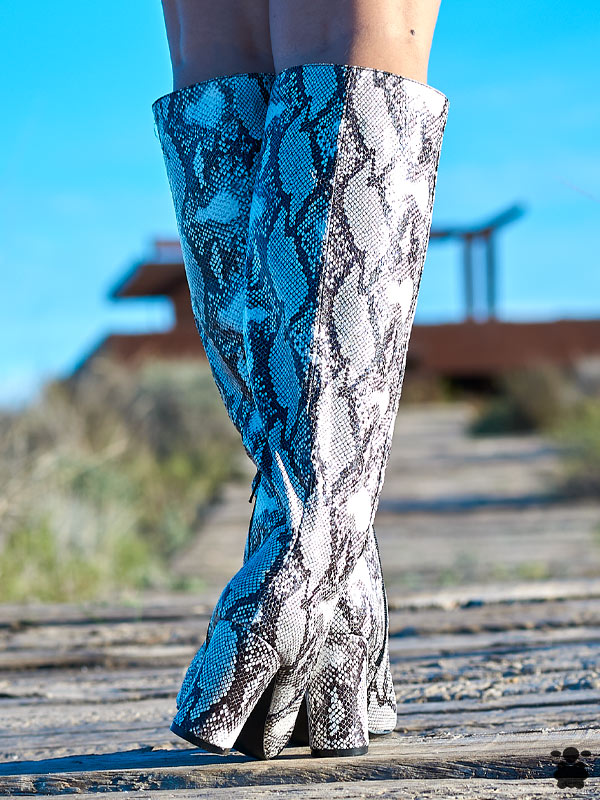 Botas altas boho chic serpiente