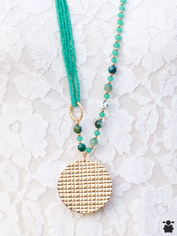Colgante bohemio dorado y turquesa