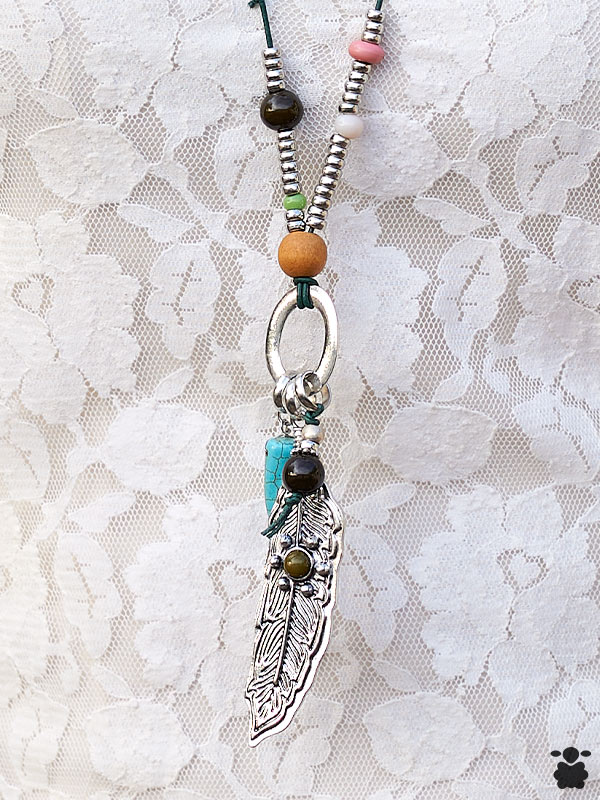 Colgante boho pluma verde