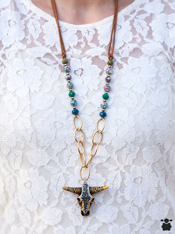 Colgante boho cabeza búfalo