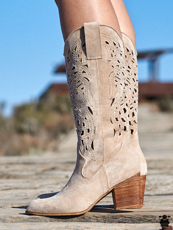 botas-cowboy-caladas-antequera-beige3 Botas Cowboy Antequera Beige - Detalle Calados Florales