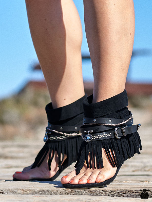 Sandalias Boho Tabernas Negras con flecos