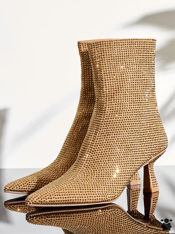 Botas cristal doradas vista frontal con tacón